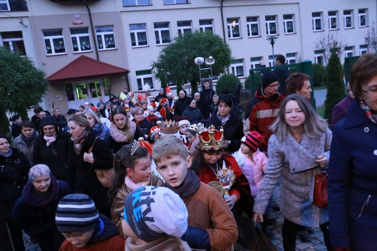 Korowód świętych w Pleśnej