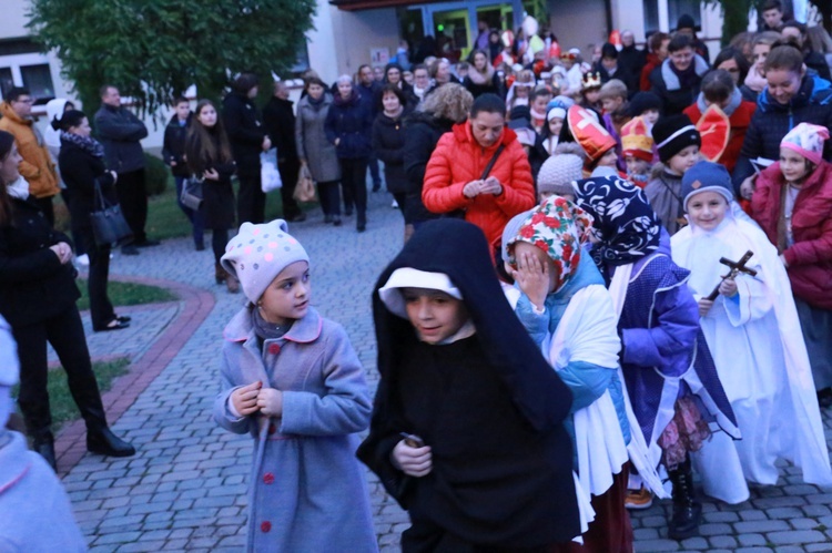 Korowód świętych w Pleśnej