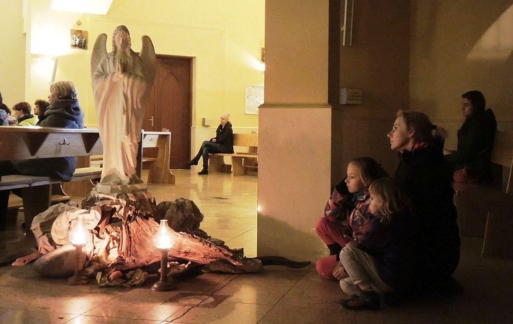 Młodzi i Wszyscy Święci w Cygańskim Lesie