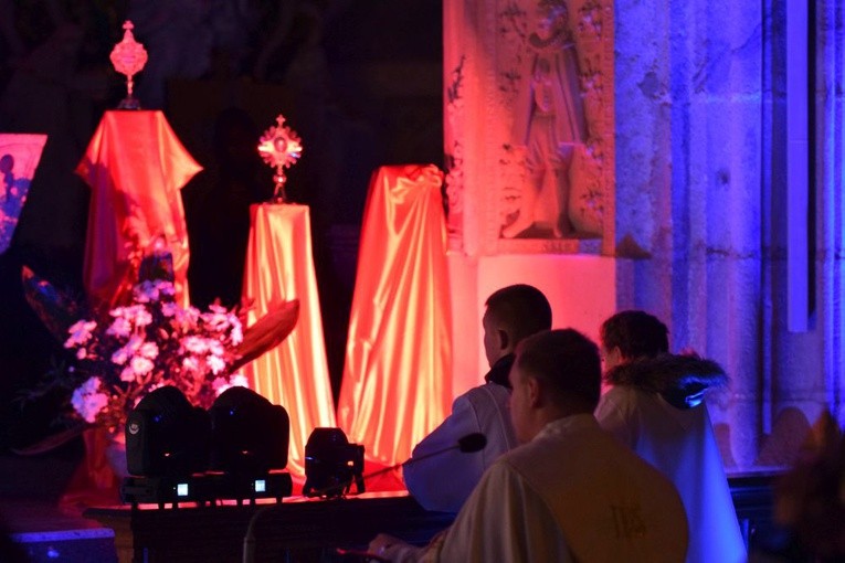 W Strzegomiu zamiast balu było nabożeństwo