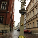 Figura Matki Bożej Łaskawej w Krakowie z nową koroną