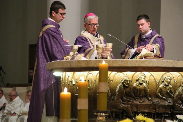 Modlitwa za biskupów śląskich w Dzień Zaduszny