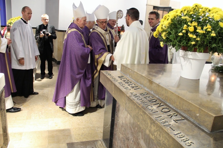 Modlitwa za biskupów śląskich w Dzień Zaduszny