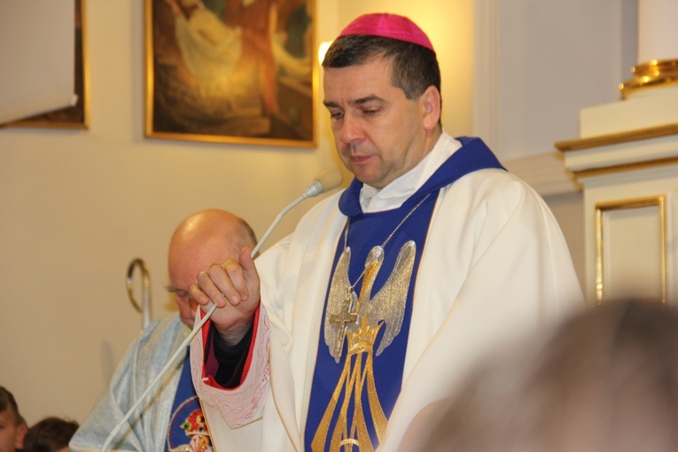 Powitanie ikony MB Częstochowskiej w parafii św. Stanisława w Skierniewicach