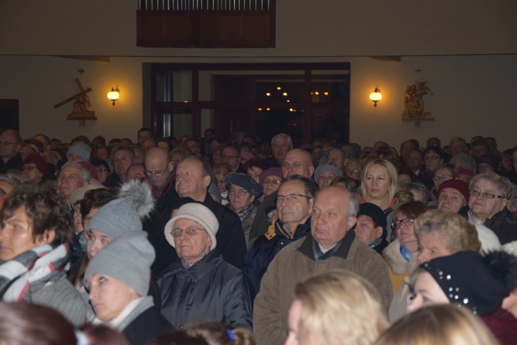 Powitanie ikony MB Częstochowskiej w parafii Najświętszego Serca Pana Jezusa w Skierniewicach