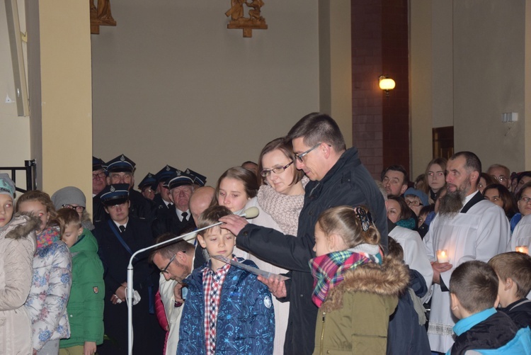 Powitanie ikony MB Częstochowskiej w parafii Najświętszego Serca Pana Jezusa w Skierniewicach