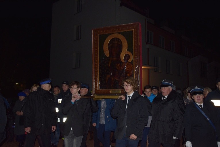 Powitanie ikony MB Częstochowskiej w parafii Najświętszego Serca Pana Jezusa w Skierniewicach