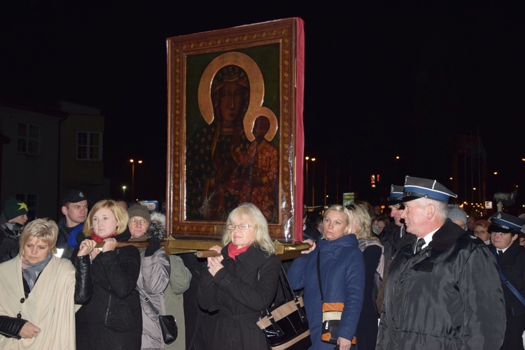 Powitanie ikony MB Częstochowskiej w parafii Najświętszego Serca Pana Jezusa w Skierniewicach