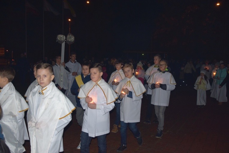 Powitanie ikony MB Częstochowskiej w parafii Najświętszego Serca Pana Jezusa w Skierniewicach