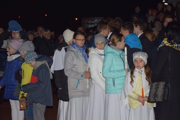 Powitanie ikony MB Częstochowskiej w parafii Najświętszego Serca Pana Jezusa w Skierniewicach