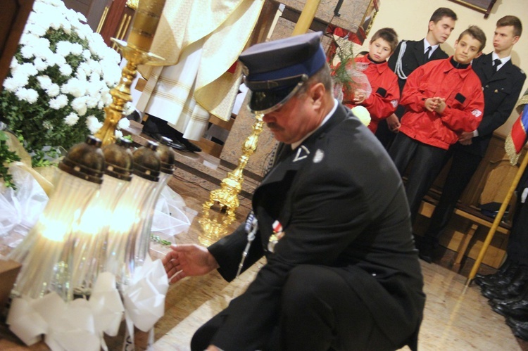 Zaduszki strażackie w Oleśnie