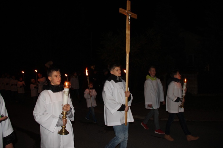 Powitanie ikony MB Częstochowskiej w parafii Niepokalanego Serca NMP w Skierniewicach