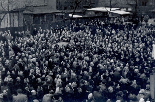 Powrót biskupów śląskich w 1956 roku