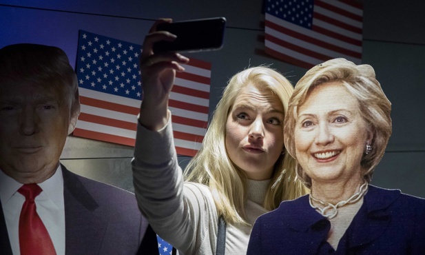 Clinton zadzwoniła do Trumpa