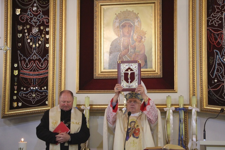 Powitanie ikony MB Częstochowskiej w parafii Grzymkowice-Byki