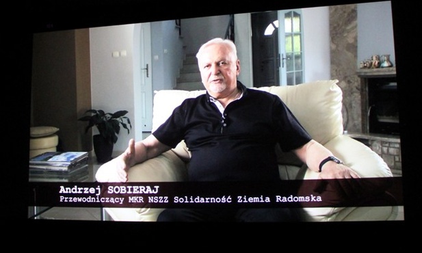 Andrzej Sobieraj w jednym z kadrów filmu