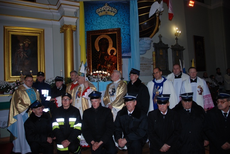 W Eucharystii uczestniczyli m.in. strażacy