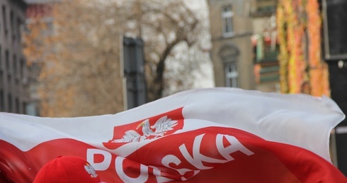 Abp Skworc: Brak szacunku największym zagrożeniem ojczyzny
