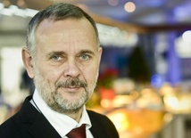 Prof. Mirosław Sopek jest wiceprezesem Zarządu firmy MakoLab