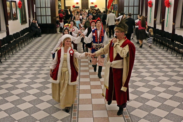 VI Niepodległościowy Bal Bezalkoholowy