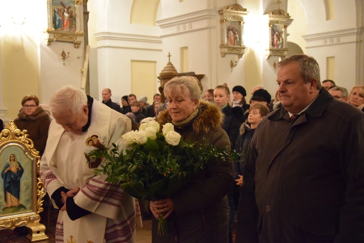 Powitanie ikony MB Częstochowskiej w Regnowie