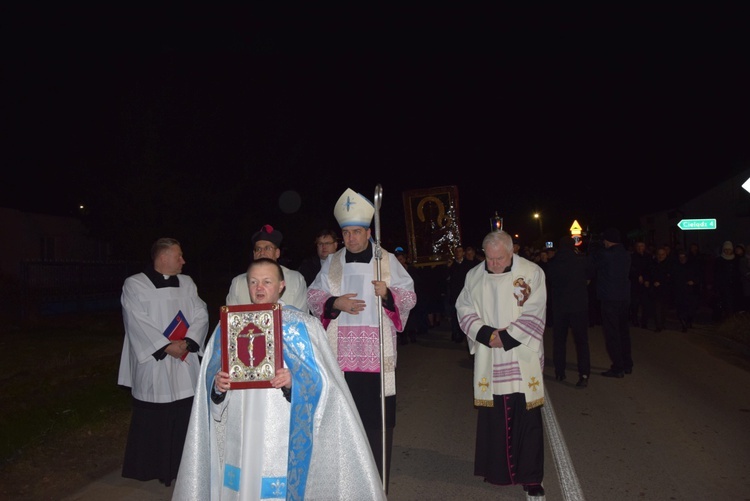 Powitanie ikony MB Częstochowskiej w Regnowie