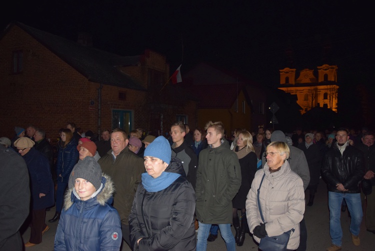 Powitanie ikony MB Częstochowskiej w Regnowie