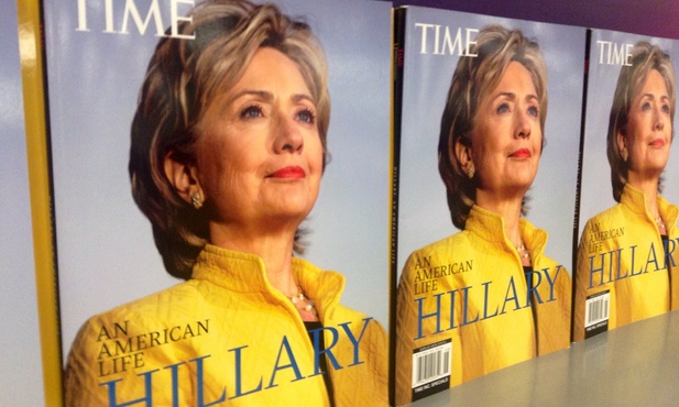 Media: Clinton obwinia szefa FBI za swoją przegraną w wyborach