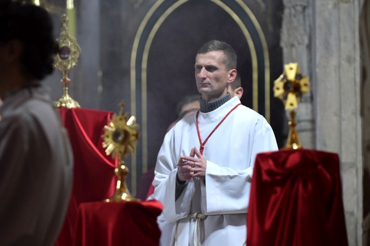 Biskup na spotkaniu z przedstawicielami "Solidarności"