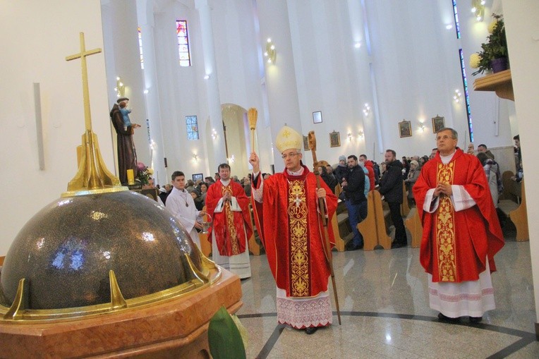 Poświęcenie kaplic u Karoliny