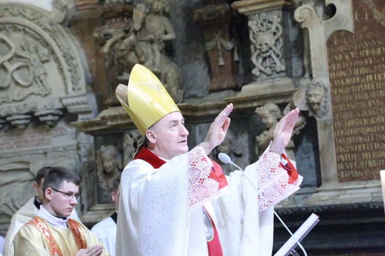 Katedra. Zamknięcie Bramy Miłosierdzia.