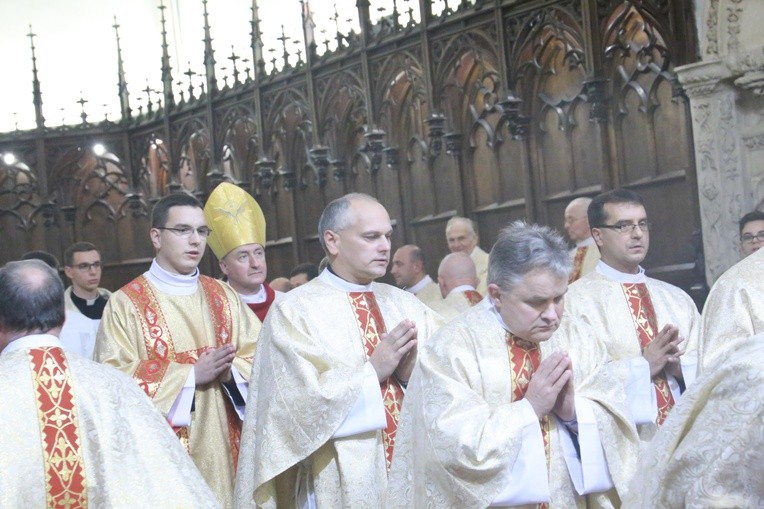 Katedra. Zamknięcie Bramy Miłosierdzia.