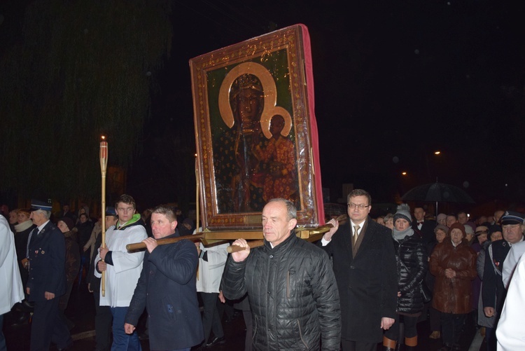 Powitanie ikony MB Częstochowskiej w Białej Rawskiej