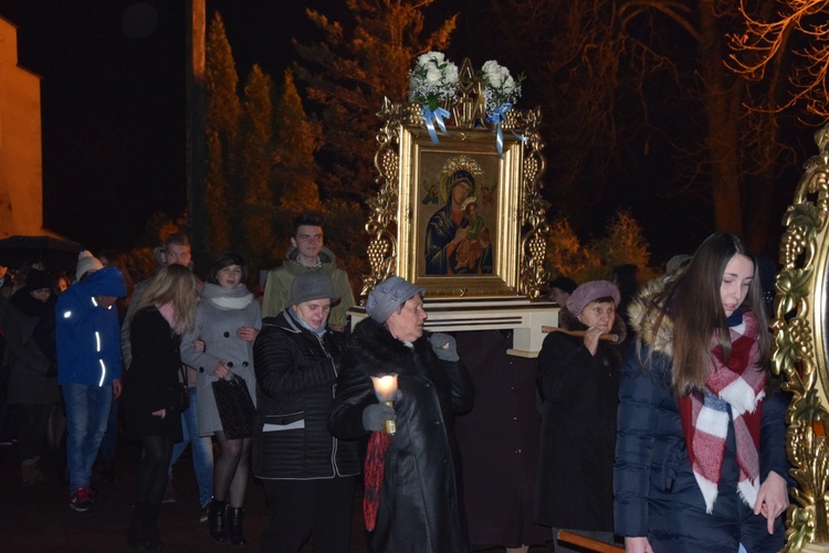 Powitanie ikony MB Częstochowskiej w Białej Rawskiej