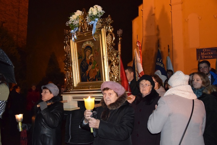 Powitanie ikony MB Częstochowskiej w Białej Rawskiej