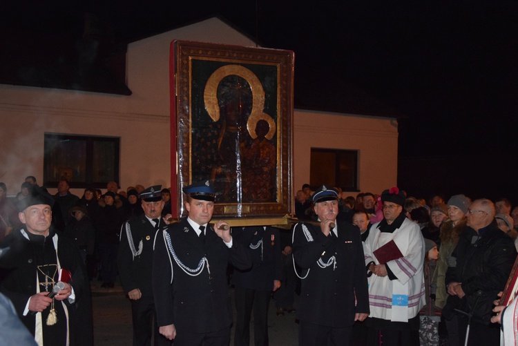 Powitanie ikony MB Częstochowskiej w Wilkowie