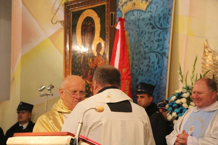 Powitanie ikony MB Częstochowskiej w Szczukach