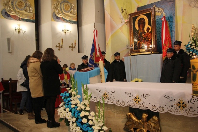 Powitanie ikony MB Częstochowskiej w Szczukach