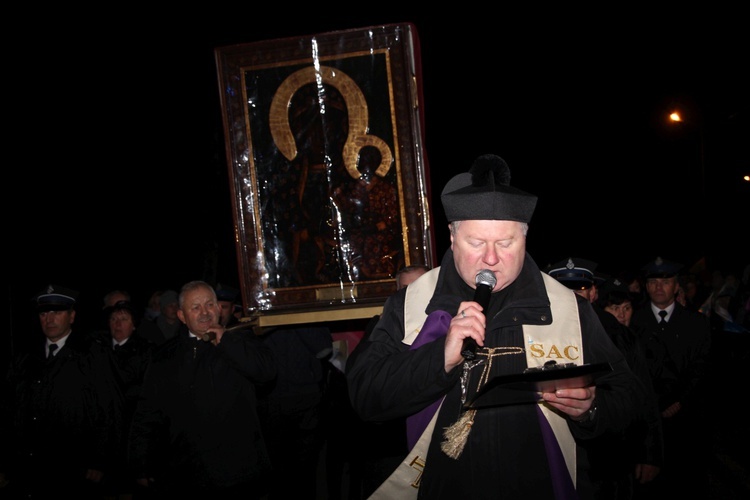 Powitanie ikony MB Częstochowskiej w Szczukach