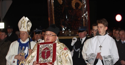 Ostatnią parafią, w której gościła Maryja przed przerwą, były Sadkowice