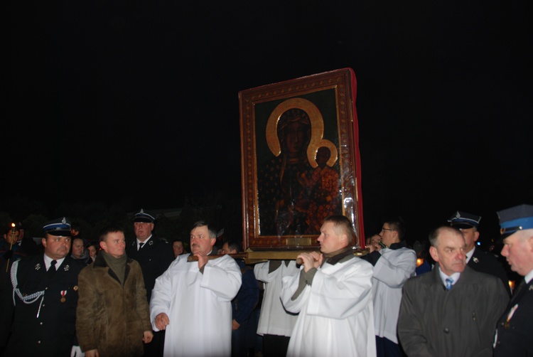 Powitanie ikony MB Częstochowskiej w Sadkowicach