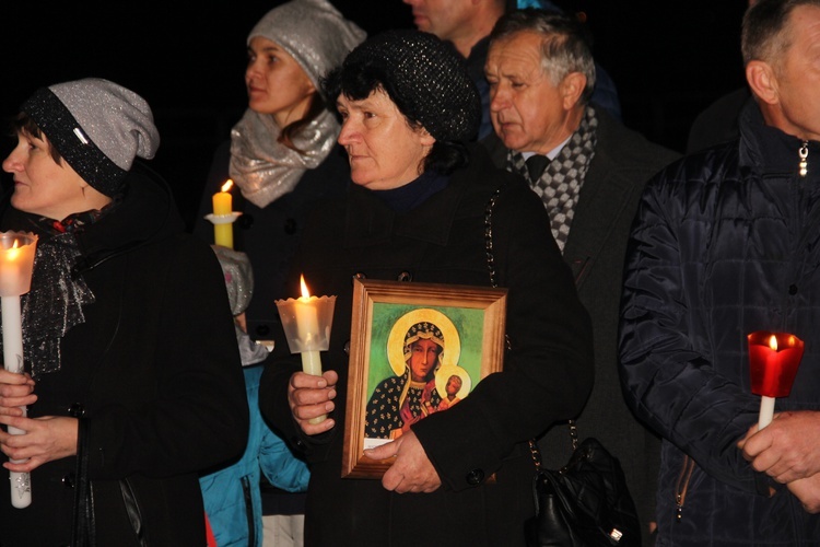 Powitanie ikony MB Częstochowskiej w Sadkowicach