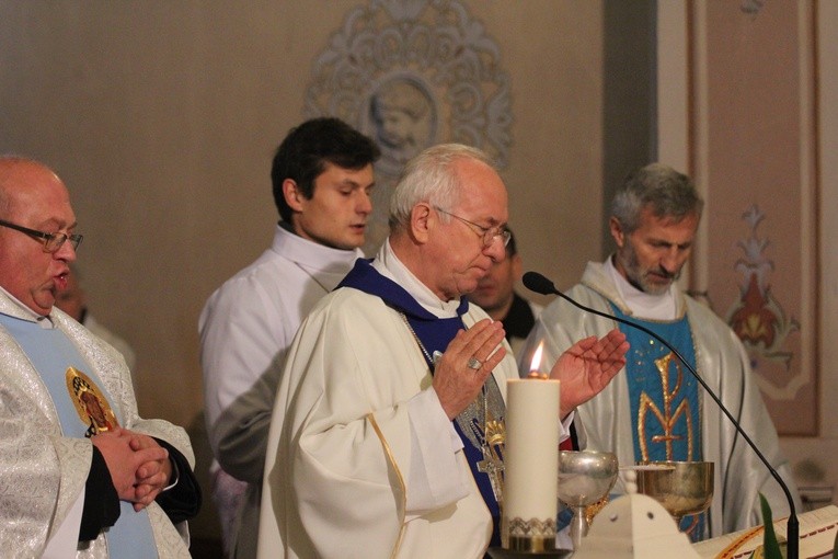 Powitanie ikony MB Częstochowskiej w Sadkowicach