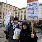 Manifestacja nauczycieli