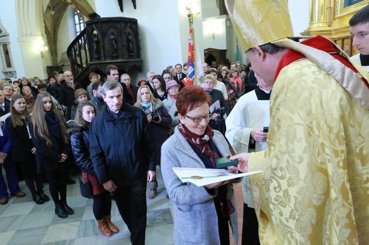 Medale od biskupa tarnowskiego