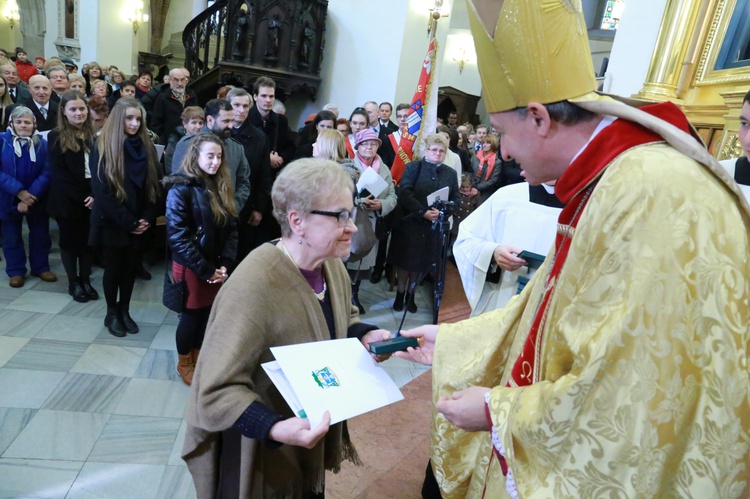 Medale od biskupa tarnowskiego