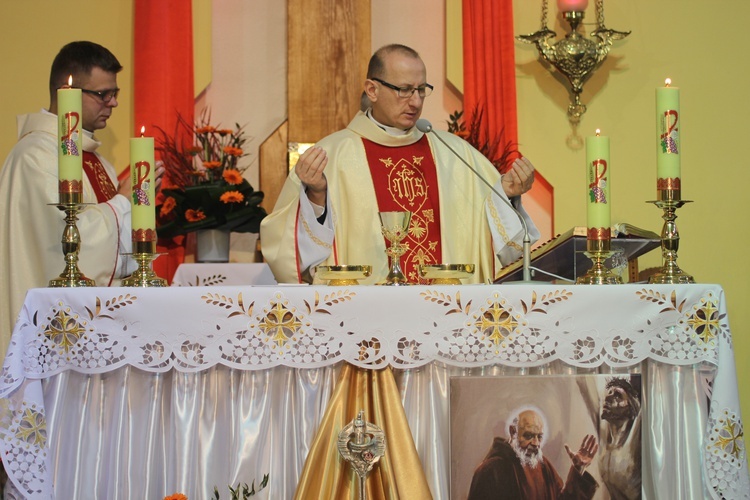 Uroczystości odpustowe w parafii Jezusa Chrystusa Króla Wszechświata w Rawie Maz.