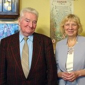 Krystyna Duda i Bonifacy Dylus, liderzy sośnickich „Marcinków”.