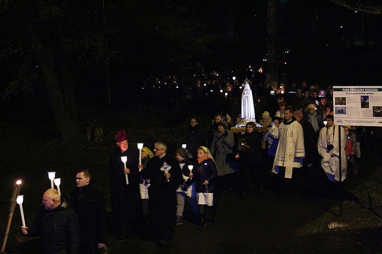 Głuszyca. Procesja ulicami miasta