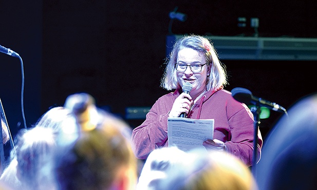 Agnieszka Górska-Tomaszewska udziela ostatnich wskazówek. 